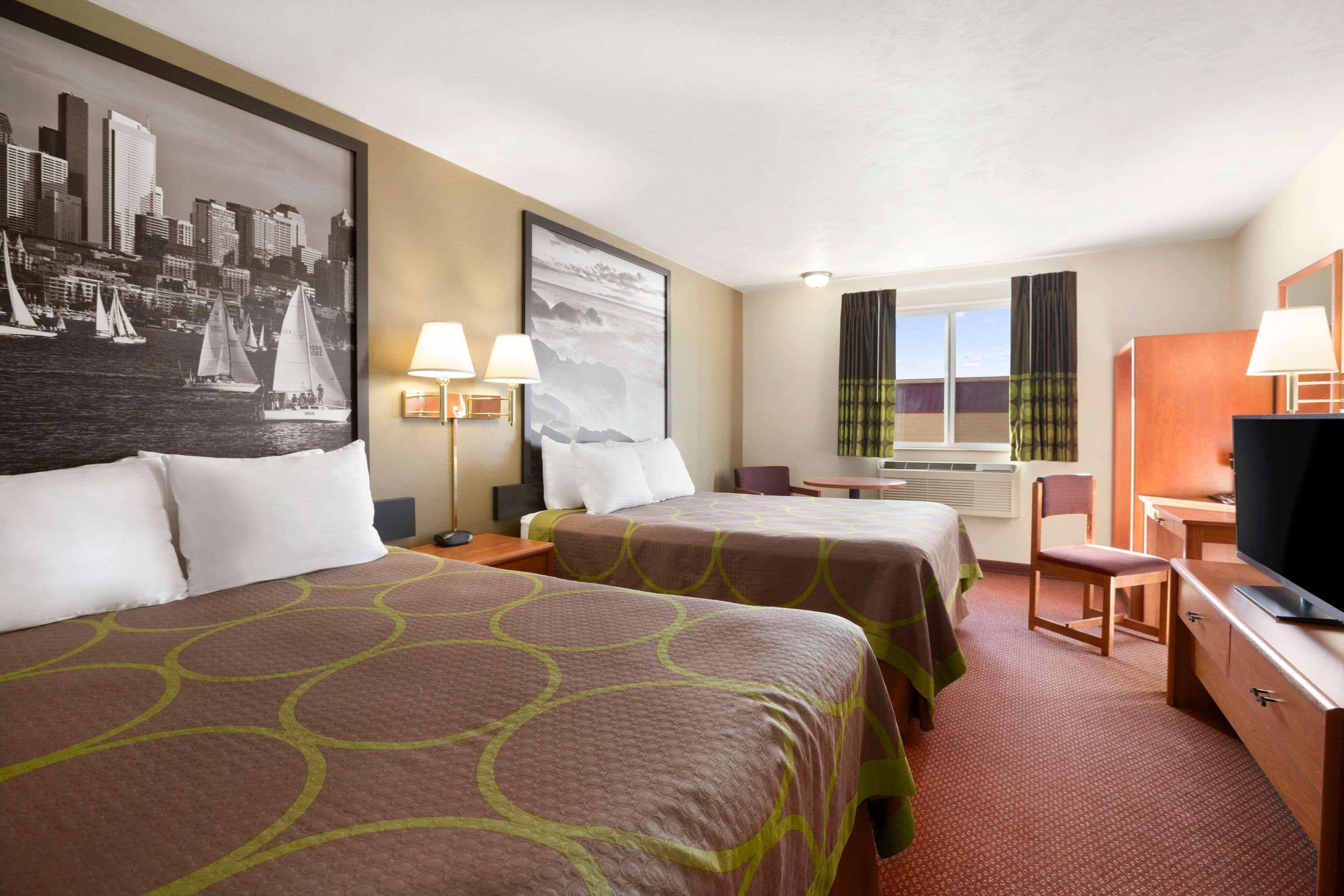 Super 8 By Wyndham Bellingham Airport/Ferndale Hotel Exterior photo